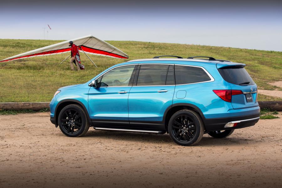  Honda Pilot Accessory Package 2015 года  (фото 2 из 5)